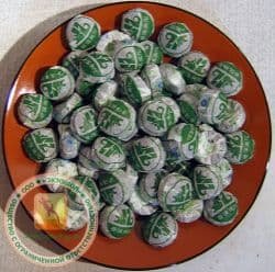 Пуэр (Pu-erh) - Шен Сяо То - прессованный зелёный мини пуэр с опьяняющим эффектом - 100 гр. (примерно 20 шариков-порций по 5 гр.) Китай.